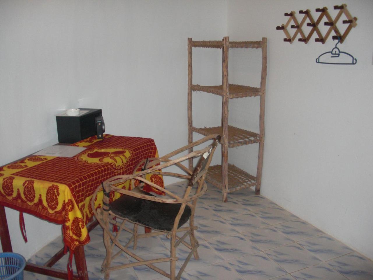 Hotel Alhapa Beach Zanzibar