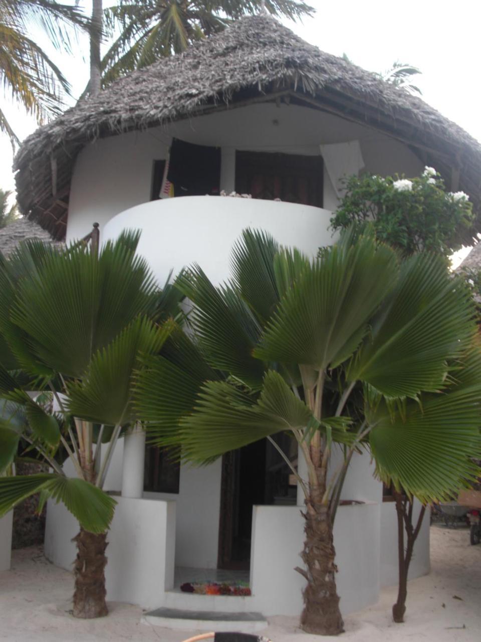 Alhapa Beach Hotel