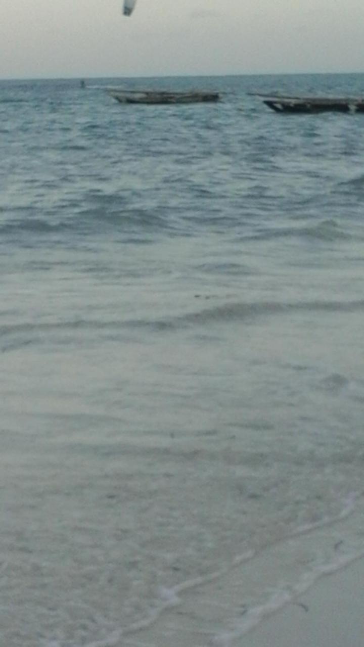 Hotel Alhapa Beach